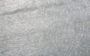 Sasaig laminate fibreglass or shingles?